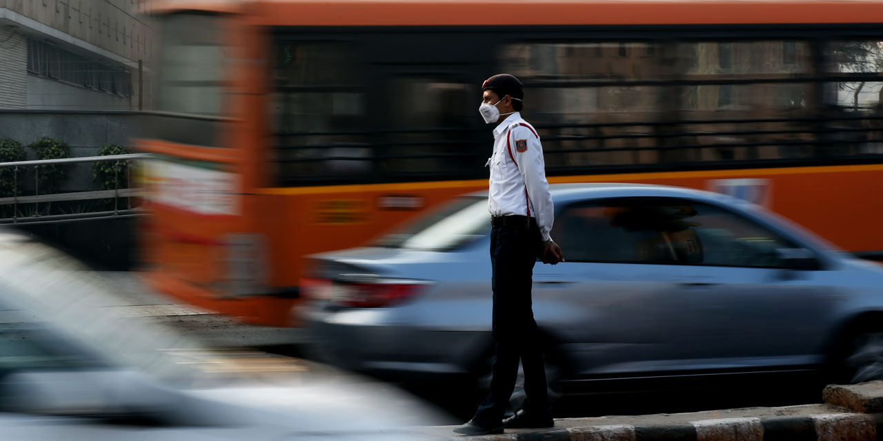 New Delhi experimente la circulation alternée Inde : lutte contre la pollution atmosphérique