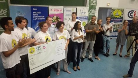 Les lauréats ont reçu un chèque de 2000 euros de la part du Crédit Agricole